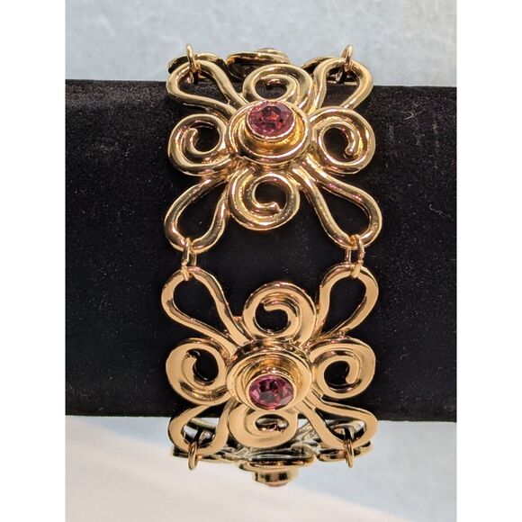 Abstract Gold Tone Flower Bracelet with Pink Center Stone Avon - Picture 11 of 11